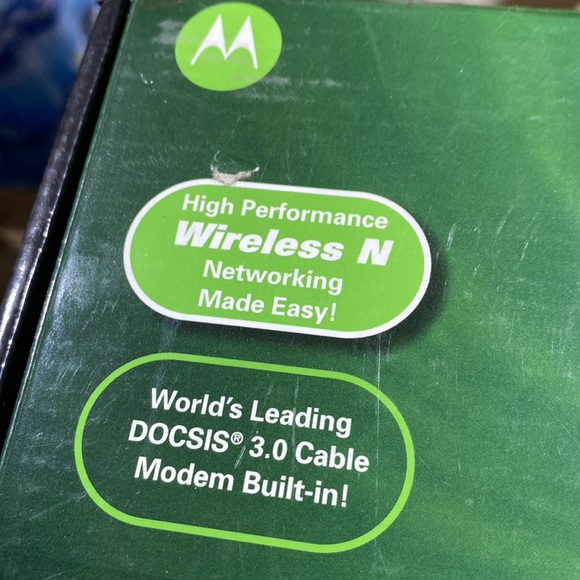 Surfboard, extreme wireless cable, modem gateway, excellent working condition - Picture 2 of 5